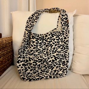 Vine Street Market Tote • Cheetah